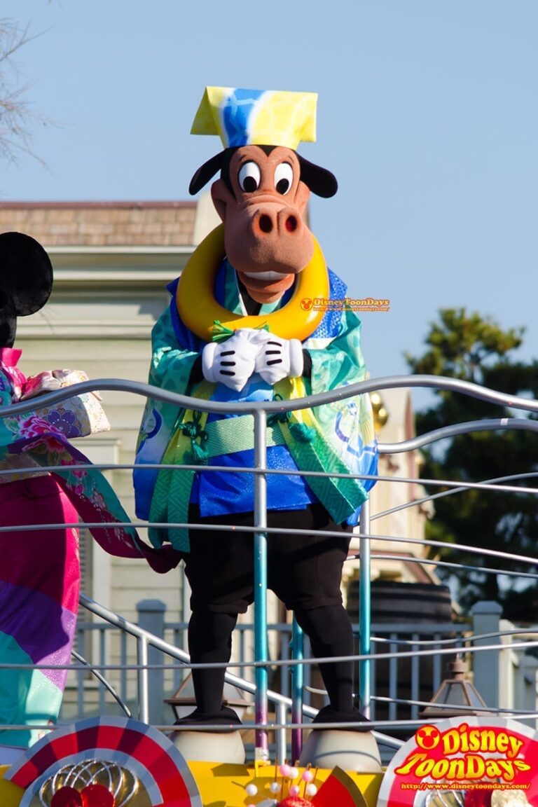 東京ディズニーランド『ニューイヤーズグリーティング』のホーレスホースカラー