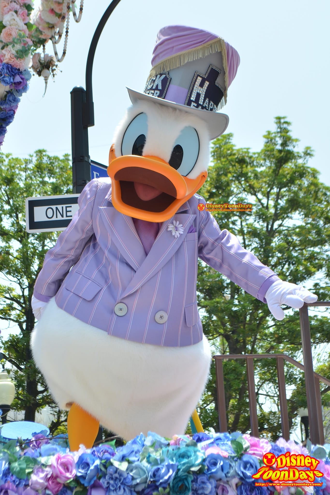 TDS ミッキーとダッフィーのスプリングヴォヤッジ 2013 イースター・イン・ニューヨーク ドナルドダック