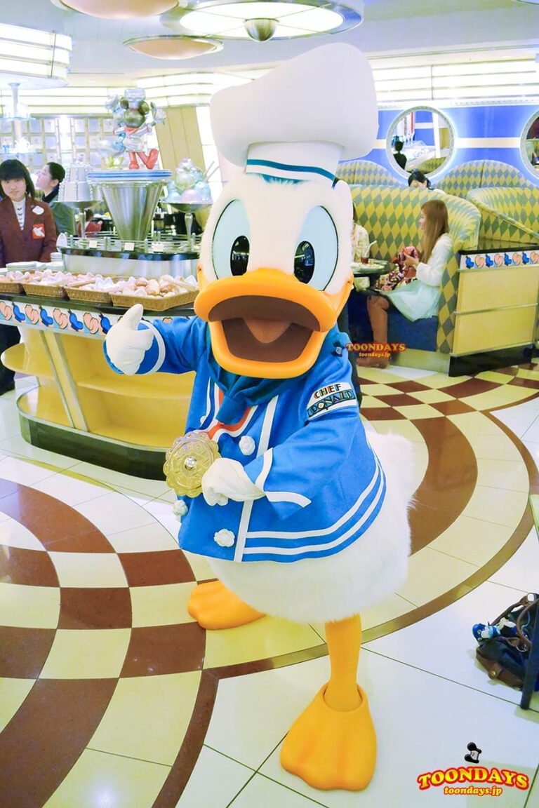TDR ディズニーアンバサダーホテル シェフ・ミッキー グリーティング  シェフ・ドナルド ドナルドダック