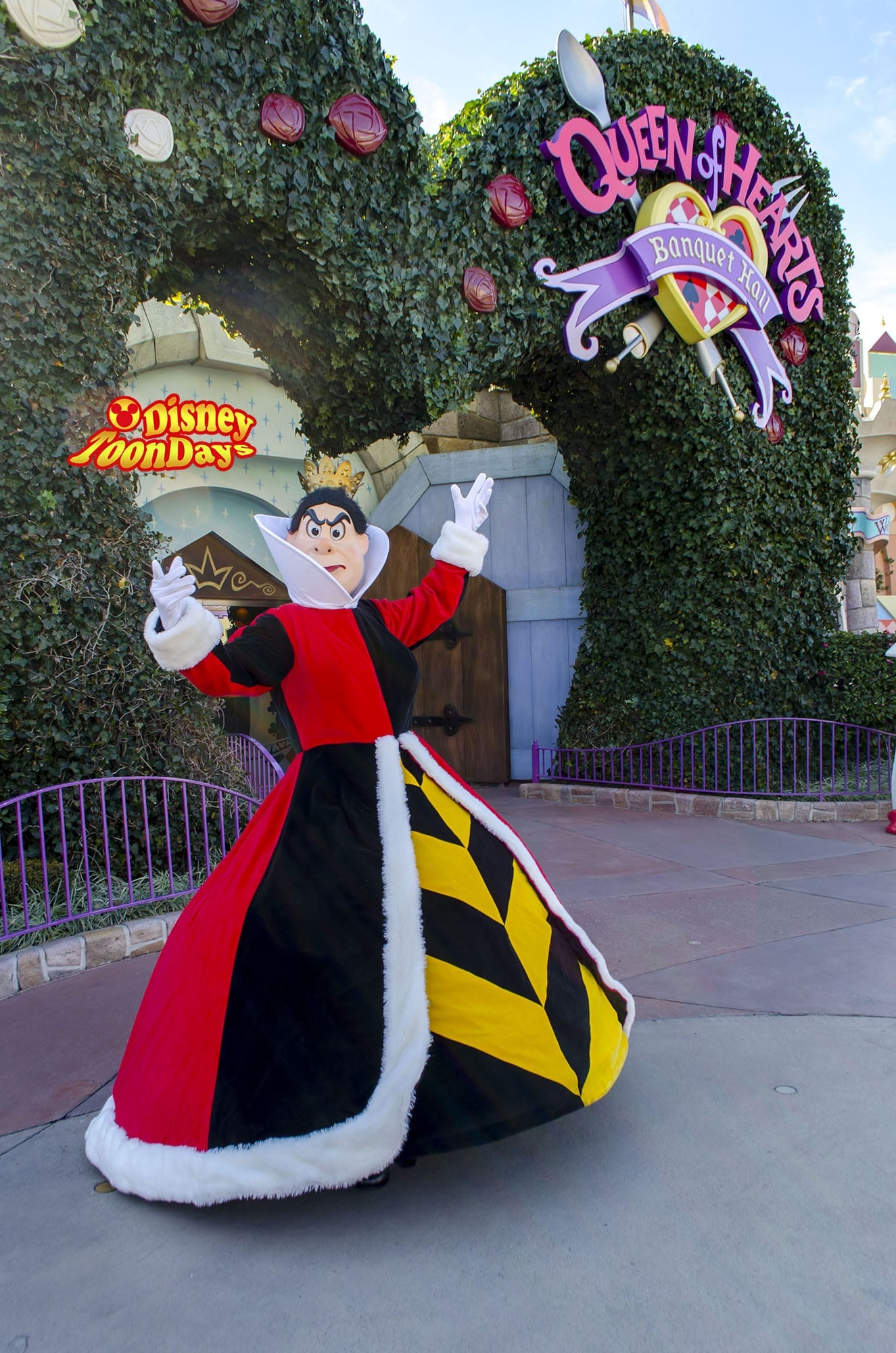 TDL　ファンタジーランド　グリーティング クイーンオブハート