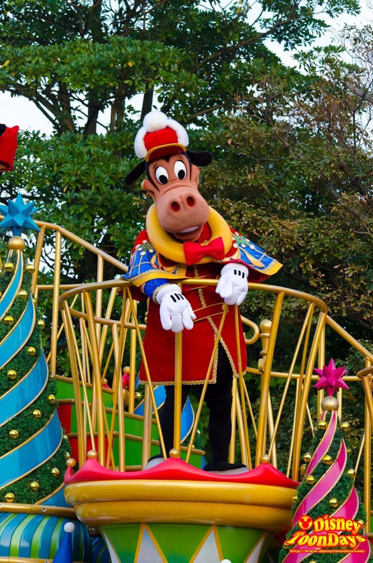 ディズニー・サンタヴィレッジ・パレードのホーレス・ホースカラー