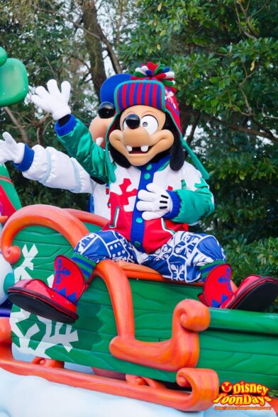 TDL クリスマス・ファンタジー 2013 ディズニー・サンタヴィレッジ・パレード マックス