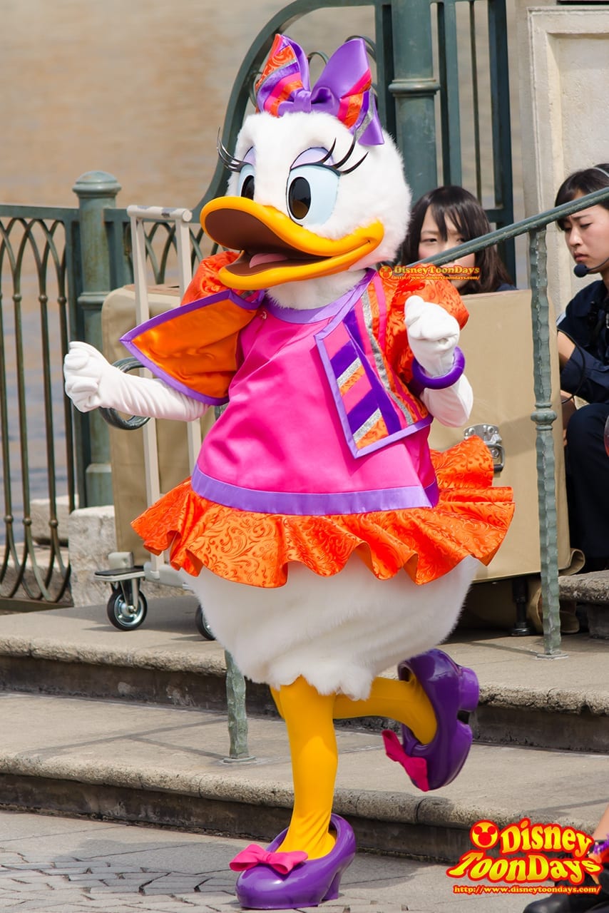 TDS ディズニー・ハロウィーン 2014 ウェルカム・スケルトン・フレンズ デイジーダック