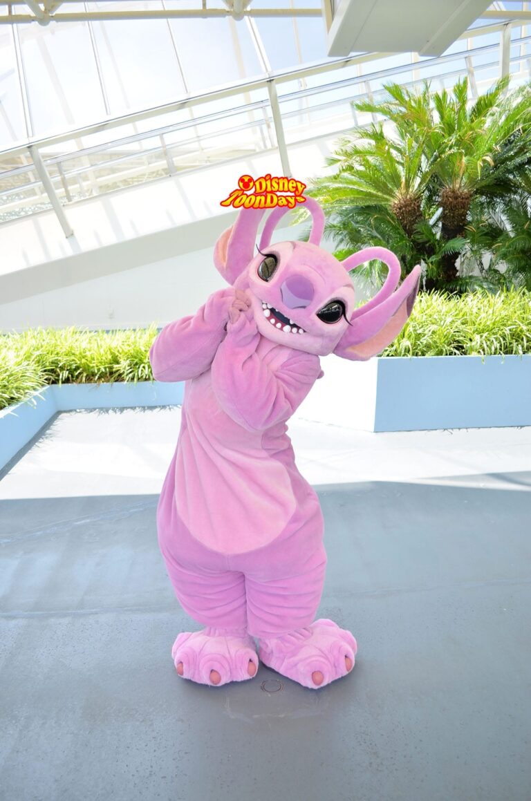 TDL トゥモローランド　グリーティング エンジェル
