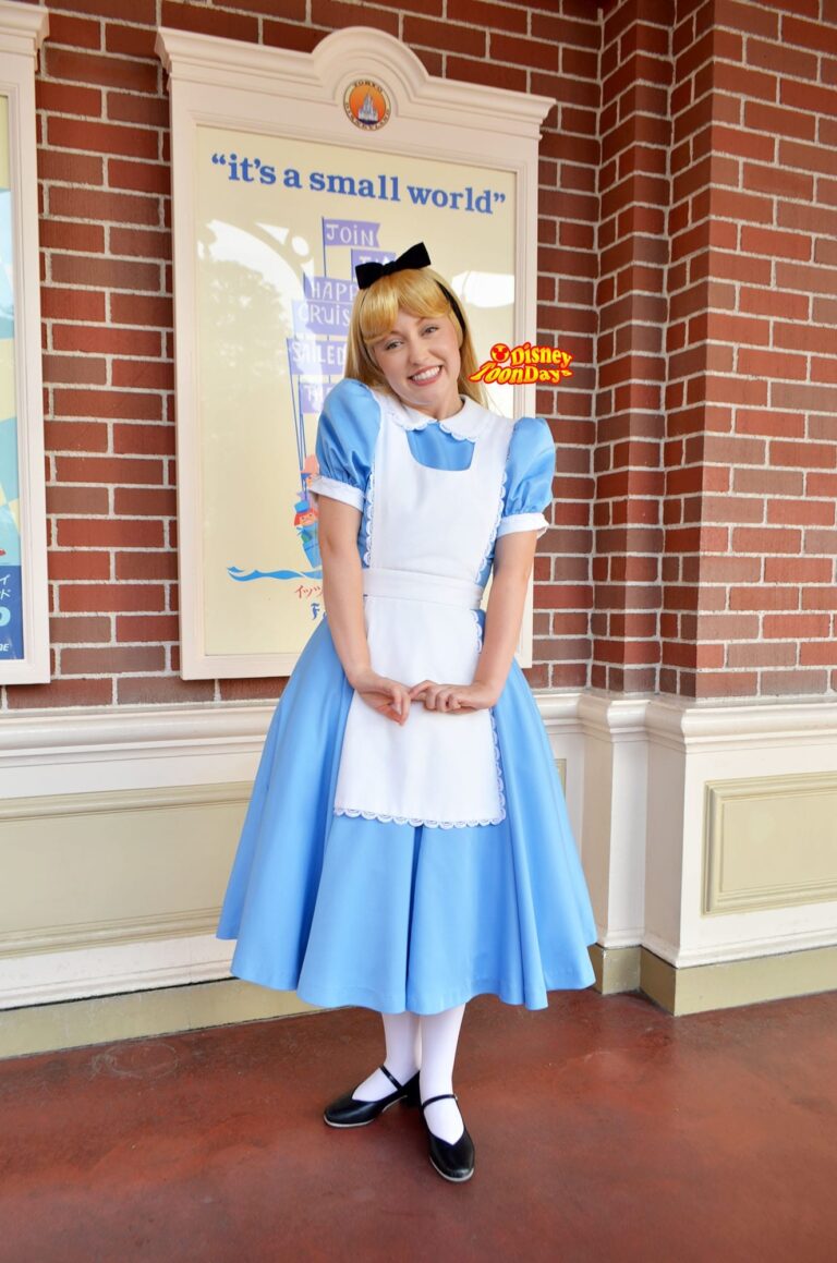 TDL　エントランス　グリーティング　アリス
