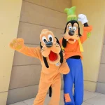 TDL トゥモローランド グリーティング プルート グーフィー
