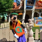 TDL トゥーンタウン　グリーティング　グーフィー