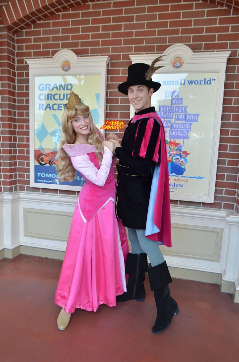 TDL エントランス グリーティング オーロラ姫 フィリップ王子