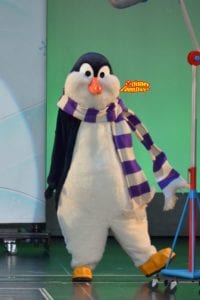 ワンマンズドリームⅡ-ザ・マジック・リブズ・オンのウェイター・ペンギン