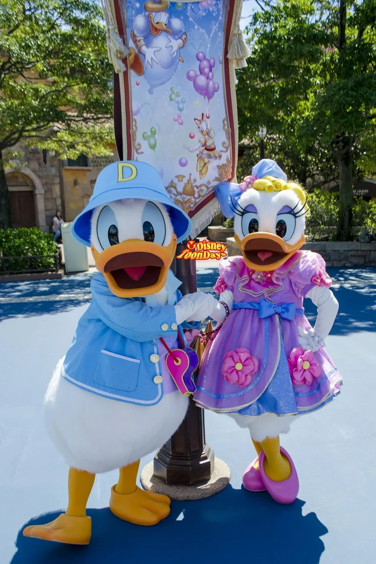 ディズニーシ―プラザのラブラブなカップル！