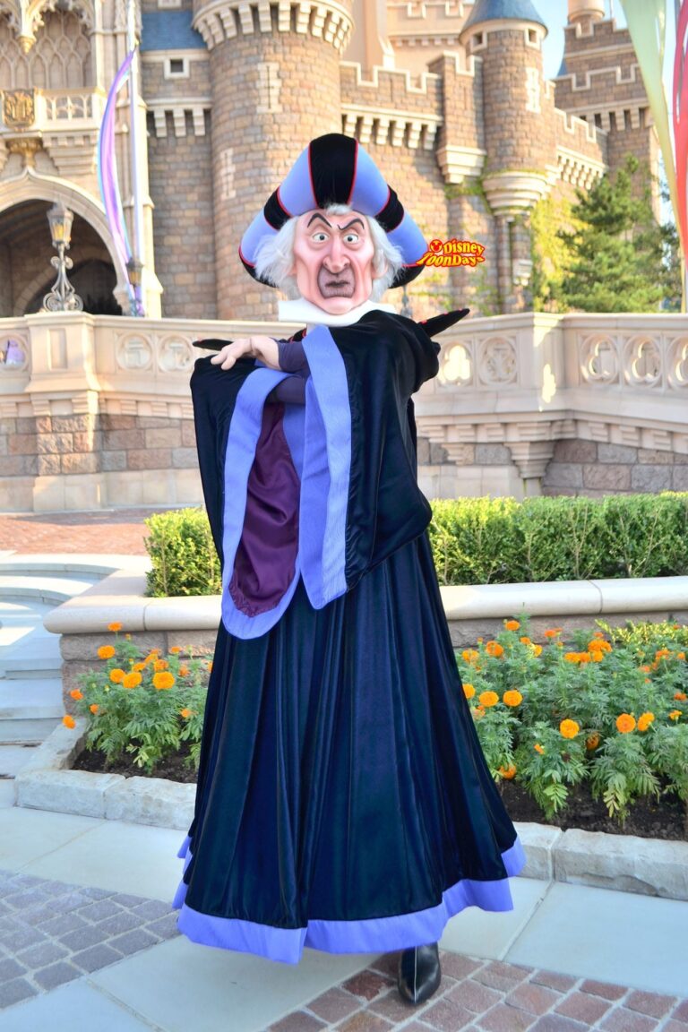 TDL　ファンタジーランド　グリーティング　フロロー