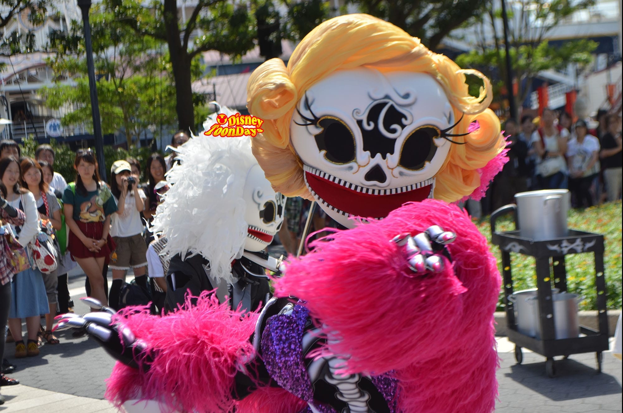 TDS ディズニーハロウィーン2013 スケルトンのストリートパーティーストリートパーティー スケルトン