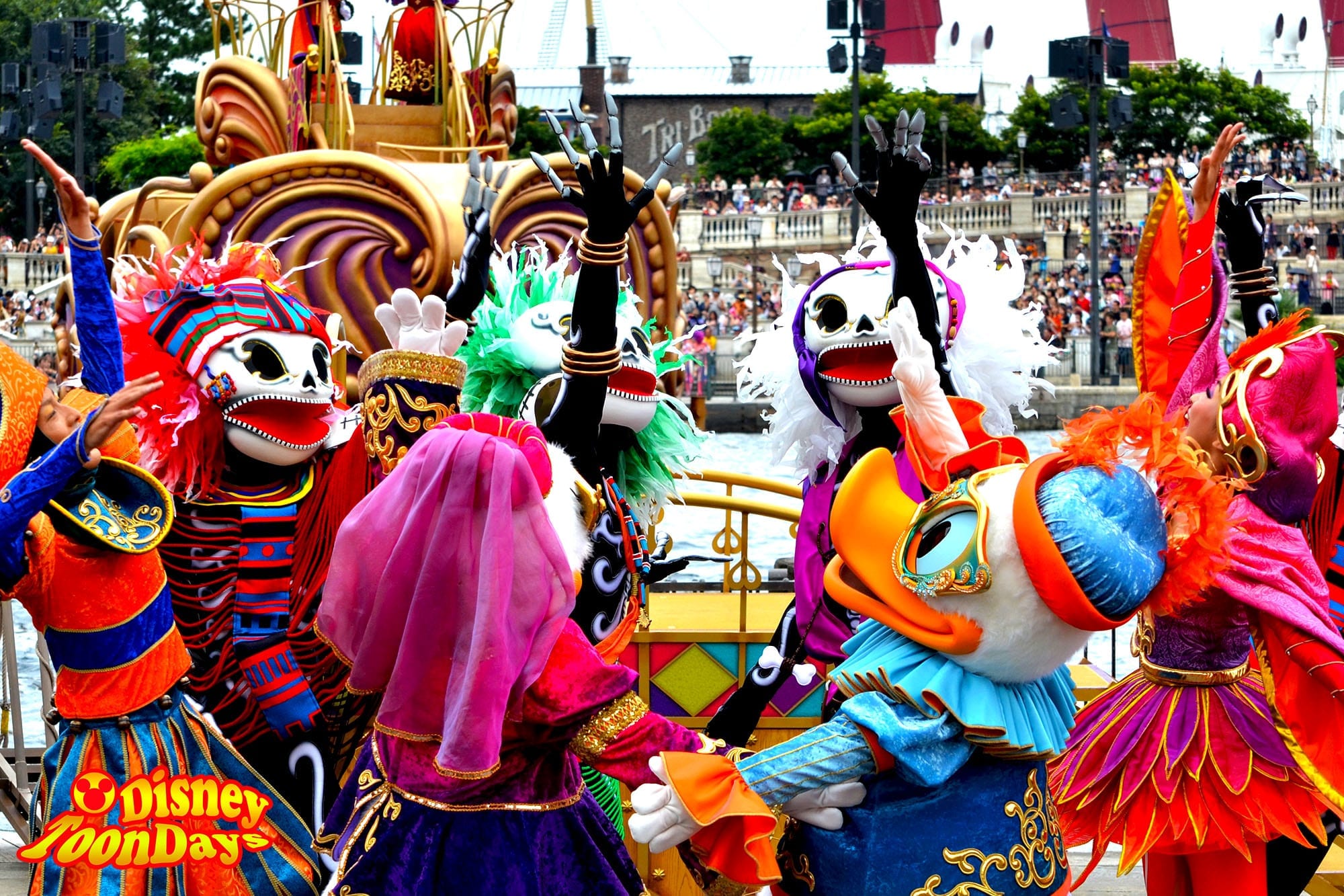 TDS ディズニーハロウィーン　2012 ハロウィーン・デイドリーム-スケルトンズ・サプライズ ドナルドダック　デイジーダック　スケルトン