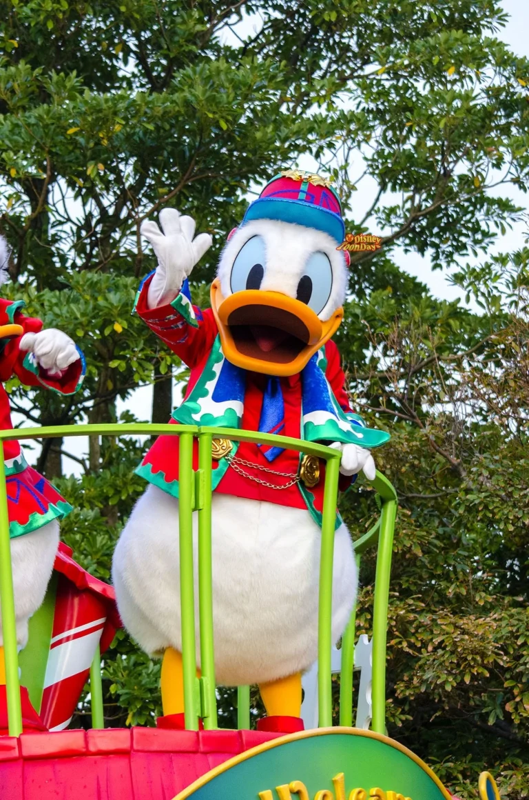 ディズニーサンタヴィレッジパレードのポストオフィスの仲間たち！