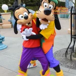 TDL トゥーンタウン　グリーティング　マックス　グーフィー
