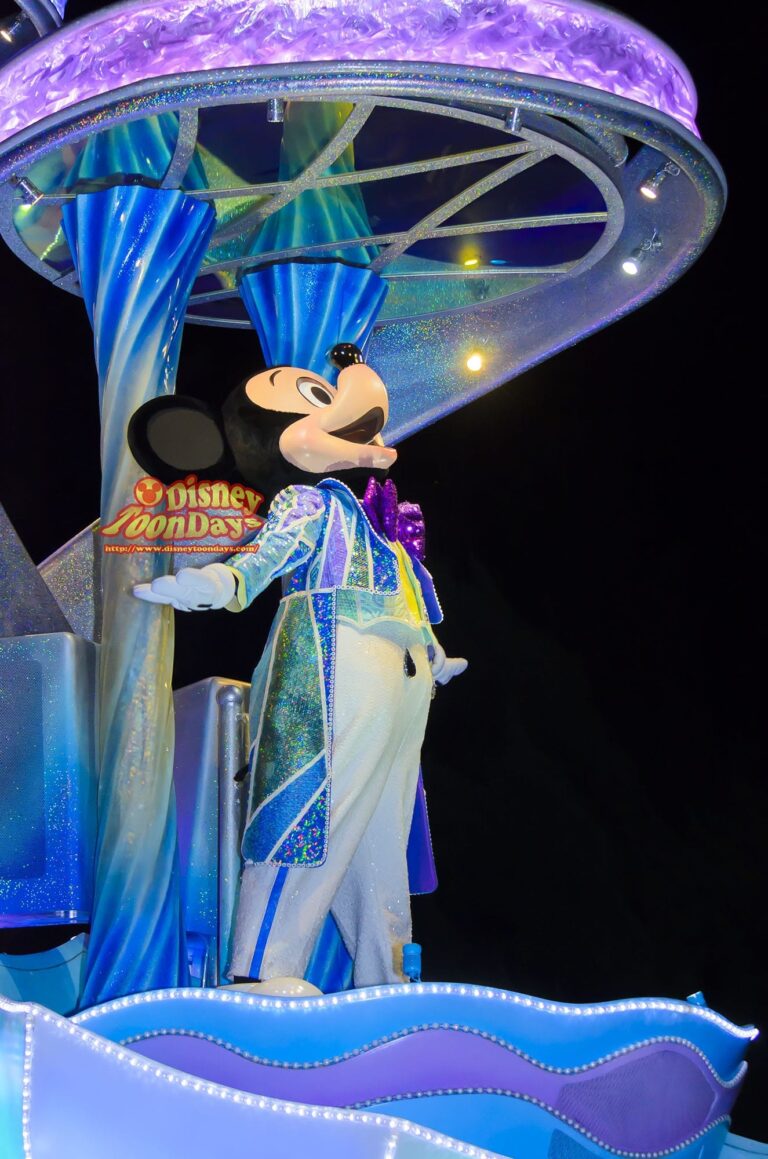 TDL ディズニーJCBカード5周年記念スペシャルナイトat東京ディズニーランド　プライベートイブニングパーティー ナイトフォールグロウ　ミッキーマウス　