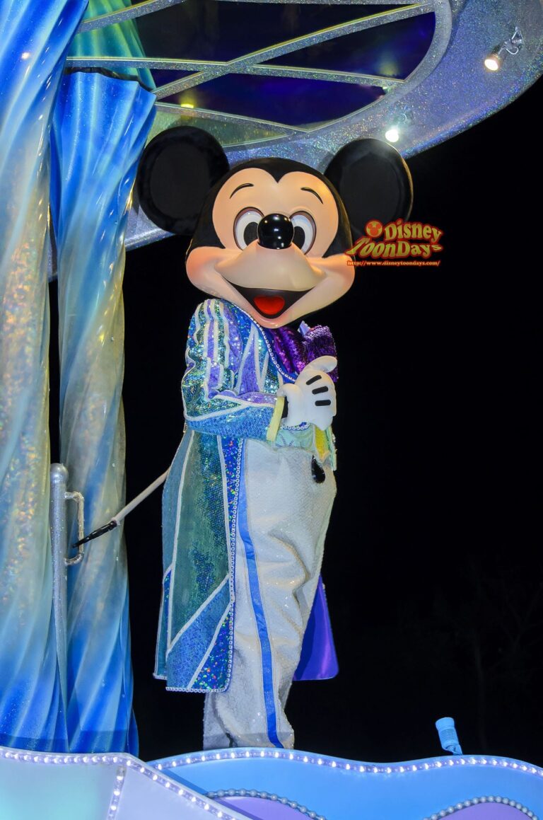 TDL ディズニーJCBカード5周年記念スペシャルナイトat東京ディズニーランド　プライベートイブニングパーティー ナイトフォールグロウ　ミッキーマウス