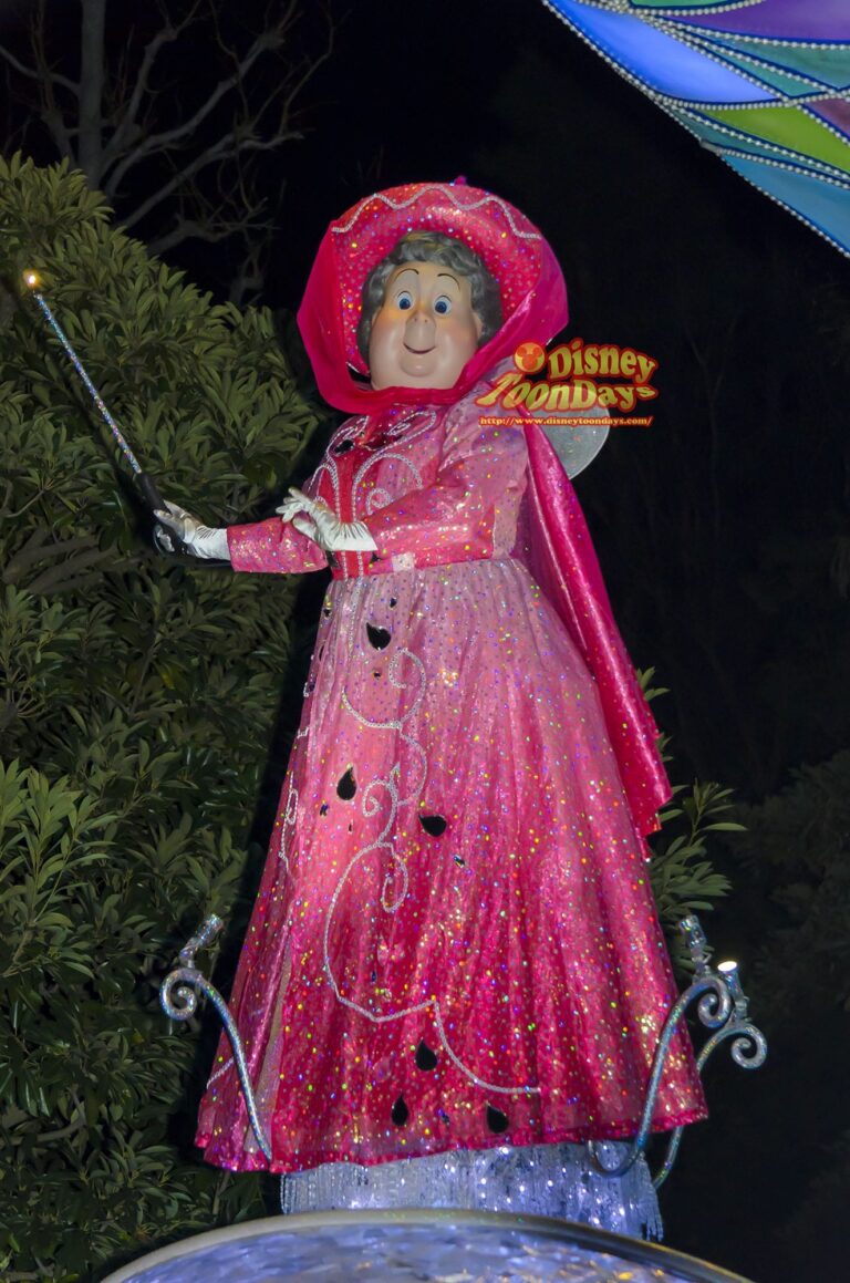 TDL ディズニーJCBカード5周年記念スペシャルナイトat東京ディズニーランド プライベートイブニングパーティー ナイトフォール・グロウ フローラ