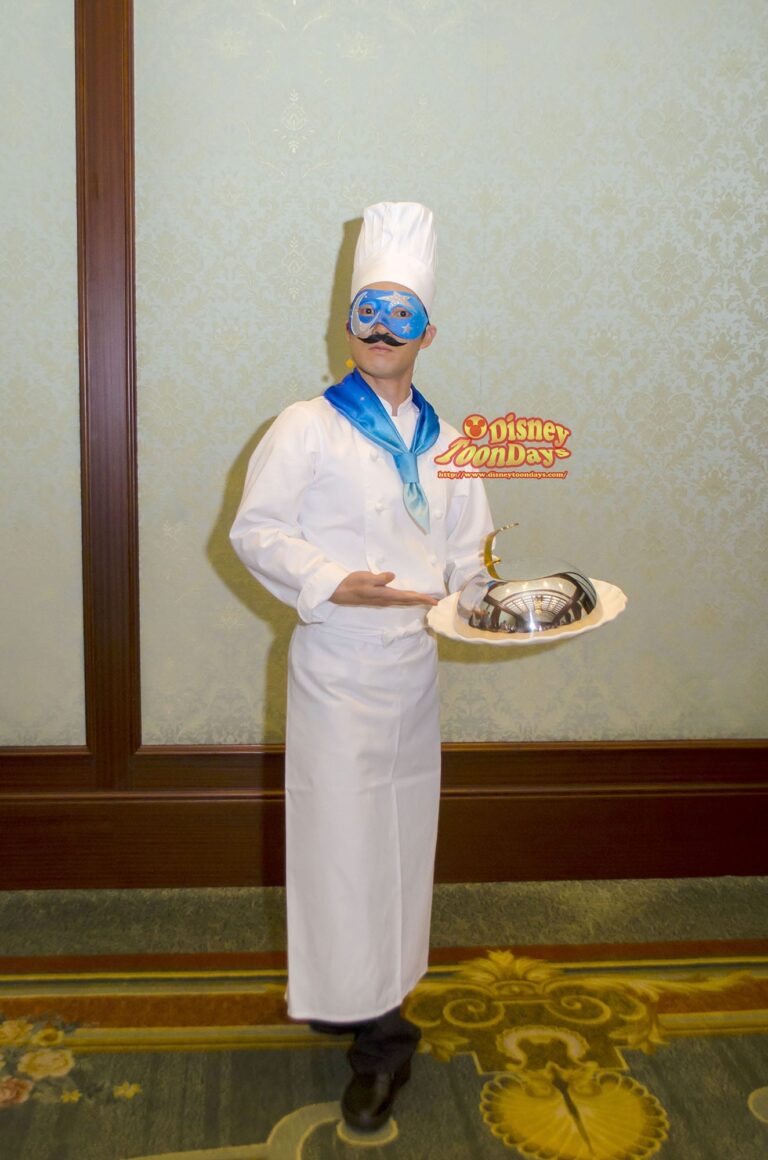 TDR　ディズニーランドホテル　ディズニー・ダイニング・ウィズ・ザ・センス　マジカルシェフ