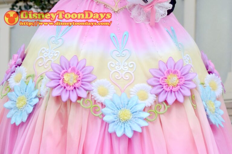 ヒッピティ・ホッピティ・スプリングタイム2014のミニーマウスのスカート