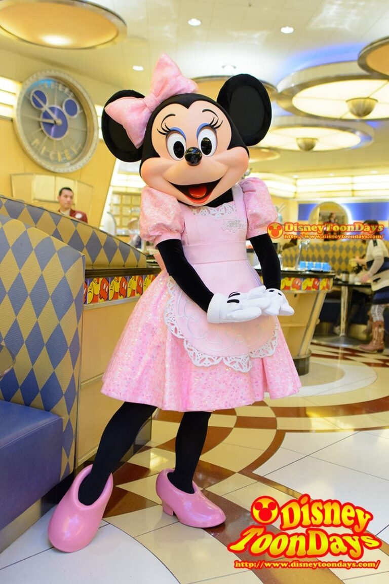 TDR　アンバサダーホテル　シェフミッキー　グリーティング　ミニーマウス