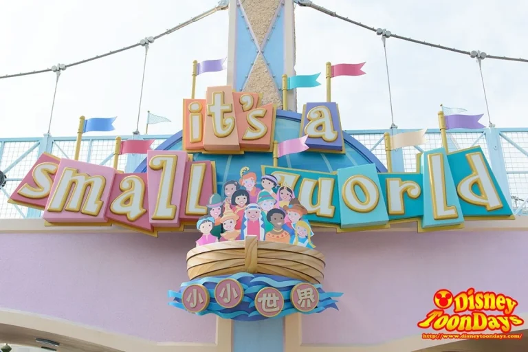 ディズニーキャラが登場するイッツアスモールワールド！／世界一周レポ9