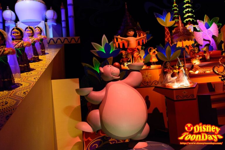 HKDL イッツアスモールワールド