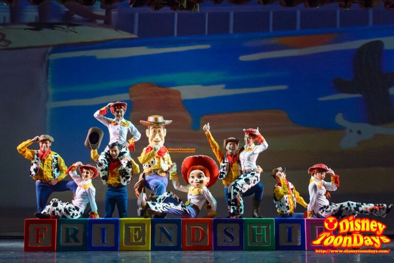 HKDL　ゴールデンミッキー ウッディ　ジェシー
