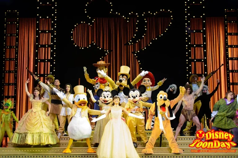 トイストーリーやターザンまで登場！香港ディズニーランドのゴールデンミッキー／世界一周レポート16