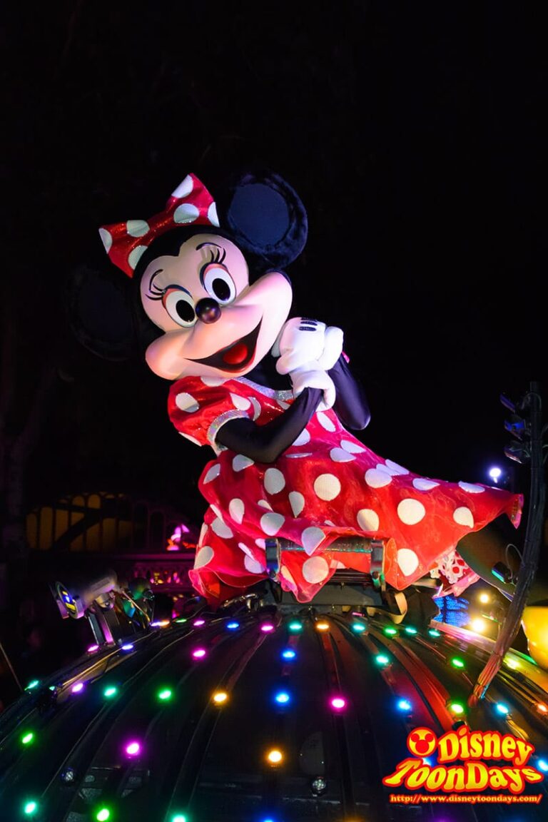 HKDL　ペイント・ザ・ナイト　ミニーマウス