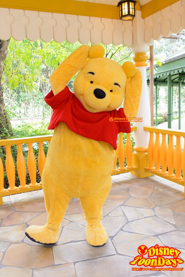 HKDL ファンタジーランド　ファンタジーガーデン　グリーティング　プーさん