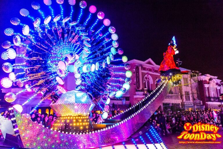 HKDL　ペイント・ザ・ナイト　ミッキーマウス