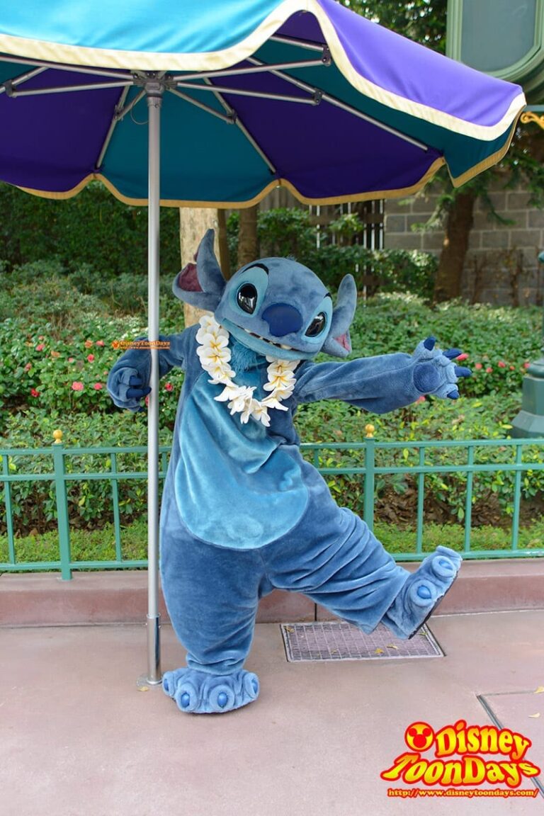 HKDL ファンタジーランド　トゥモローランド　グリーティング　スティッチ