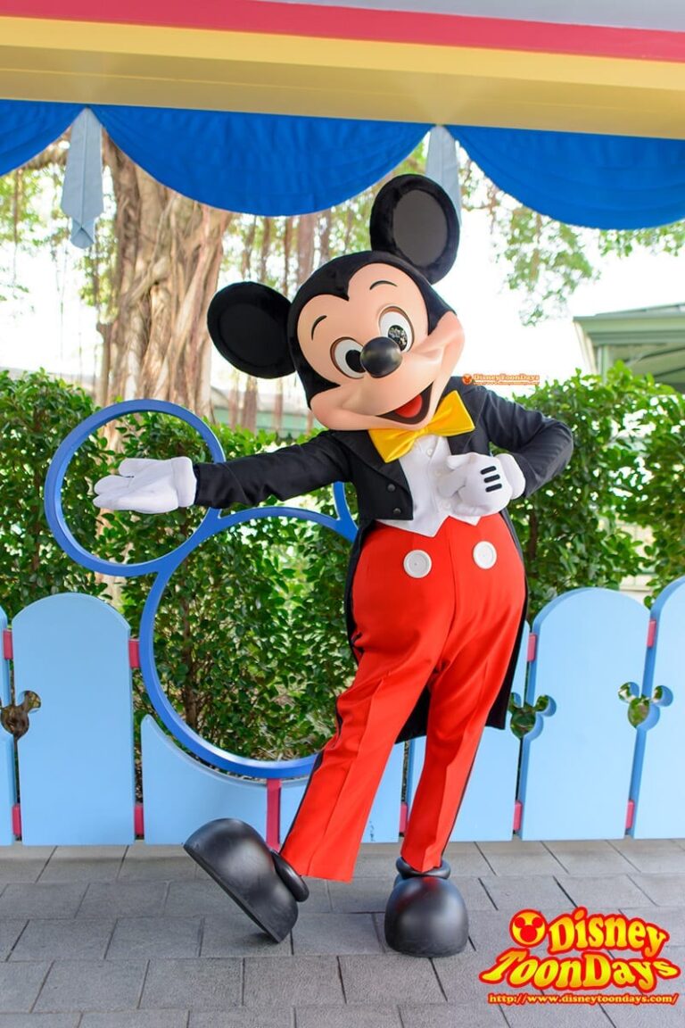 HKDL ファンタジーランド　ファンタジーガーデン　グリーティング　ミッキーマウス