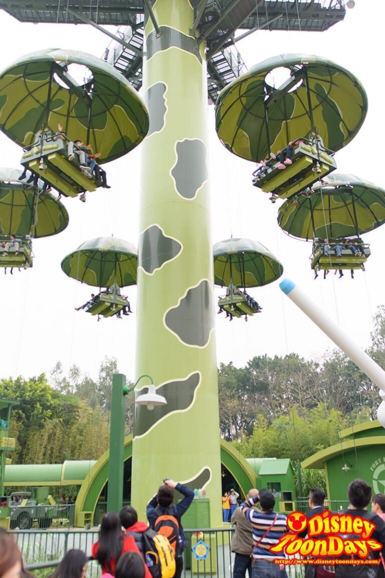 HKDL トイ・ストーリーランド　トイ・ソルジャー・パラシュート・ドロップ