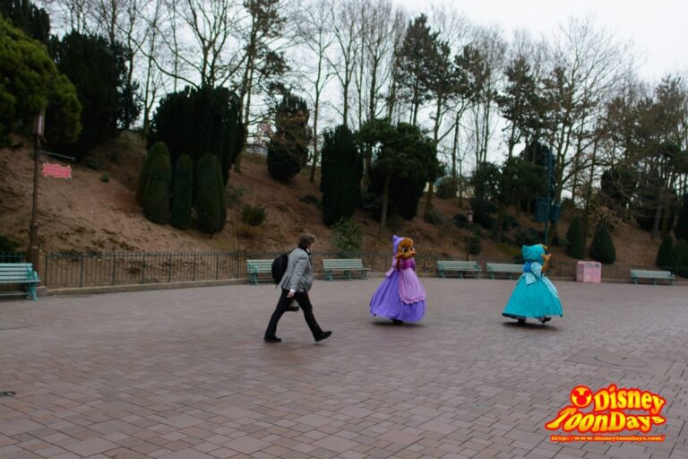 DLP　ファンタジーランド　パーラ　スージー