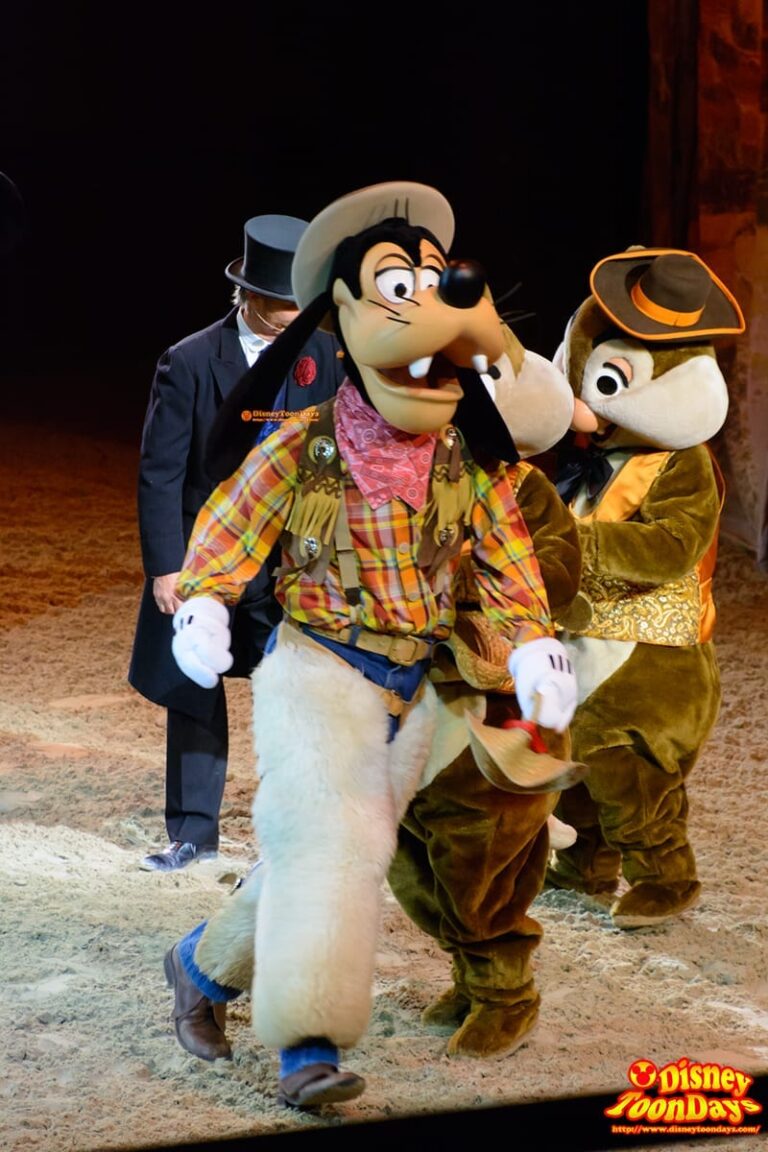DLP ディズニーヴィレッジ　バッファロービルワイルドウェストショー　グーフィー