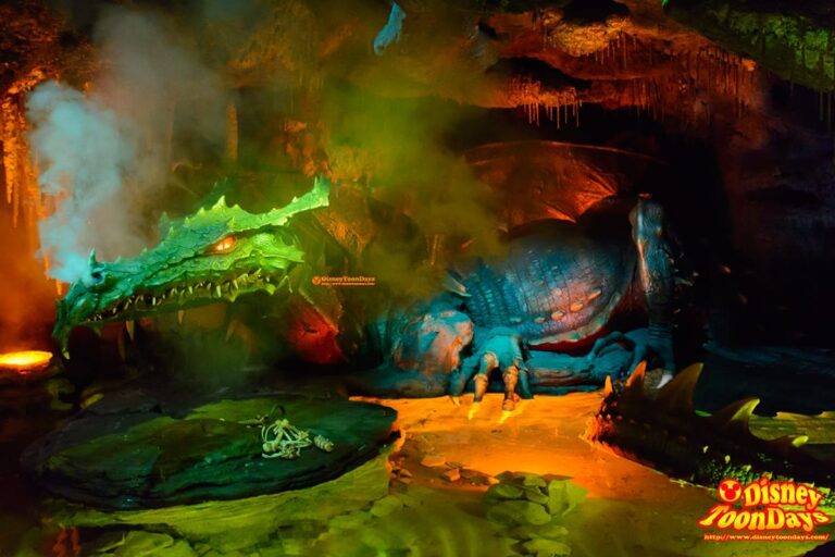DLP　ファンタジーランド　ラ・タニエール・ドゥ・ドラゴン　マレフィセントドラゴン