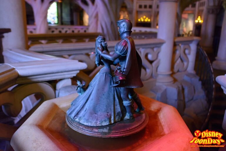 DLP ファンタジーランド  眠れる森の美女の城