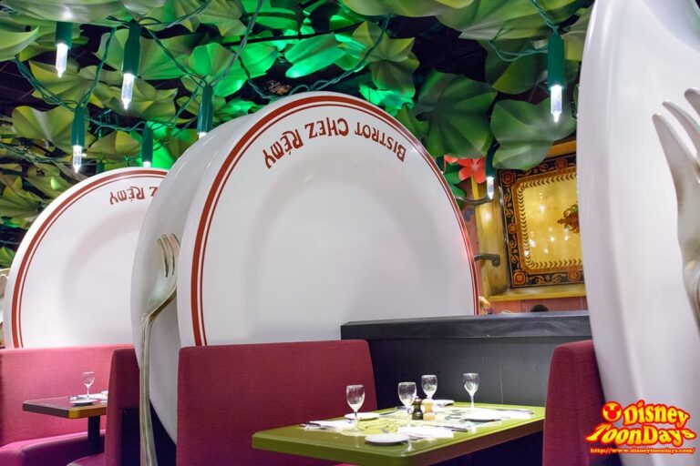 レミーのレストラン『ビストロ・シェ・レミー』の店内