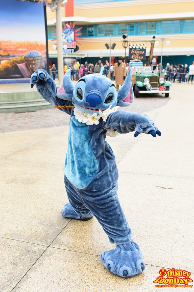 DLP WDS プロダクションコートヤード　ディズニーズ・スターズ・アンド・カーズ　スティッチ