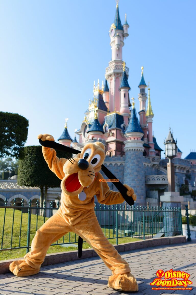 DLP　ディズニーランドパリ　ファンタジーランド　グリーティング