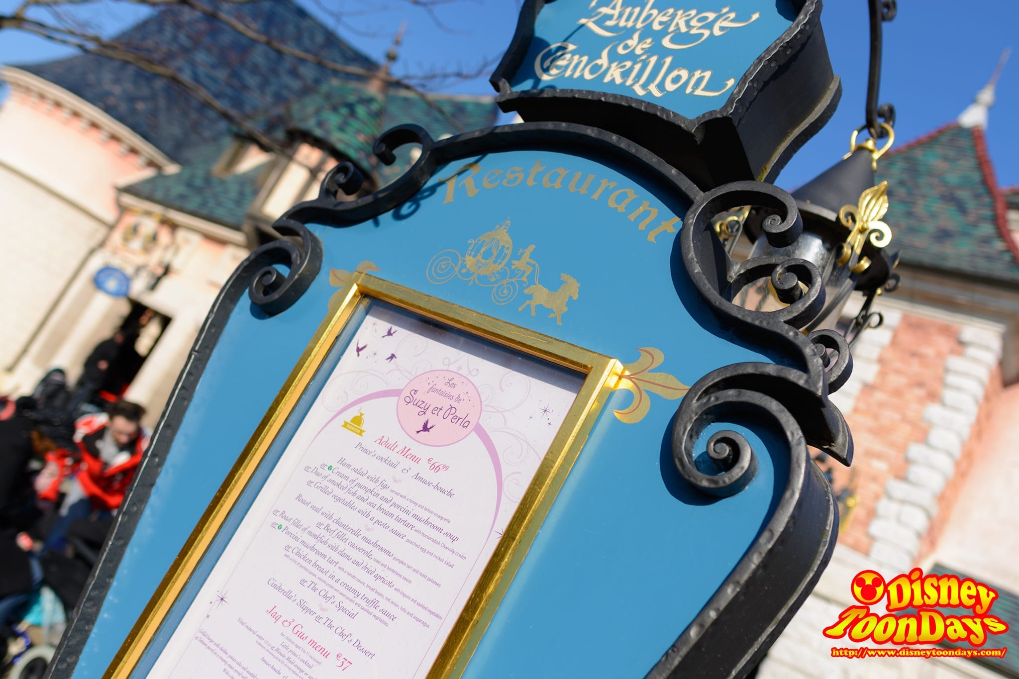 DLP　ディズニーランドパリ　ファンタジーランド　オーベルジュ・デ・サンデリオン