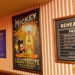 パリ新ショーで上海ミッキーが登場！ディズニーランドパリ「Mickey and the Magician（ミッキー・アンド・ザ・マジシャン）」