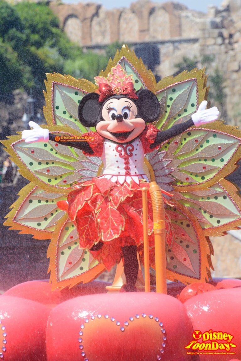 TDS　2015 メディテレーニアンハーバー　ディズニー・サマーフェスティバル　ミニーのトロピカルスプラッシュ　ミニーマウス