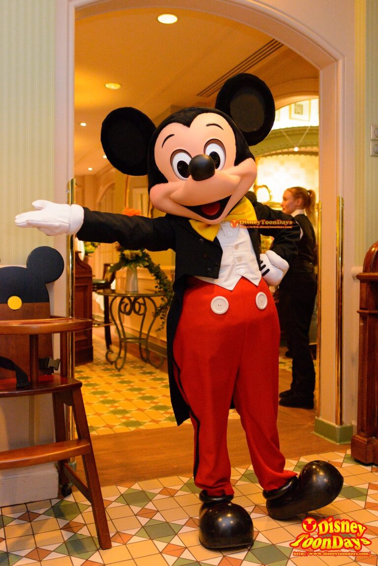 DLP　ディズニーランドホテル インベンションズ グリーティング　ミッキーマウス