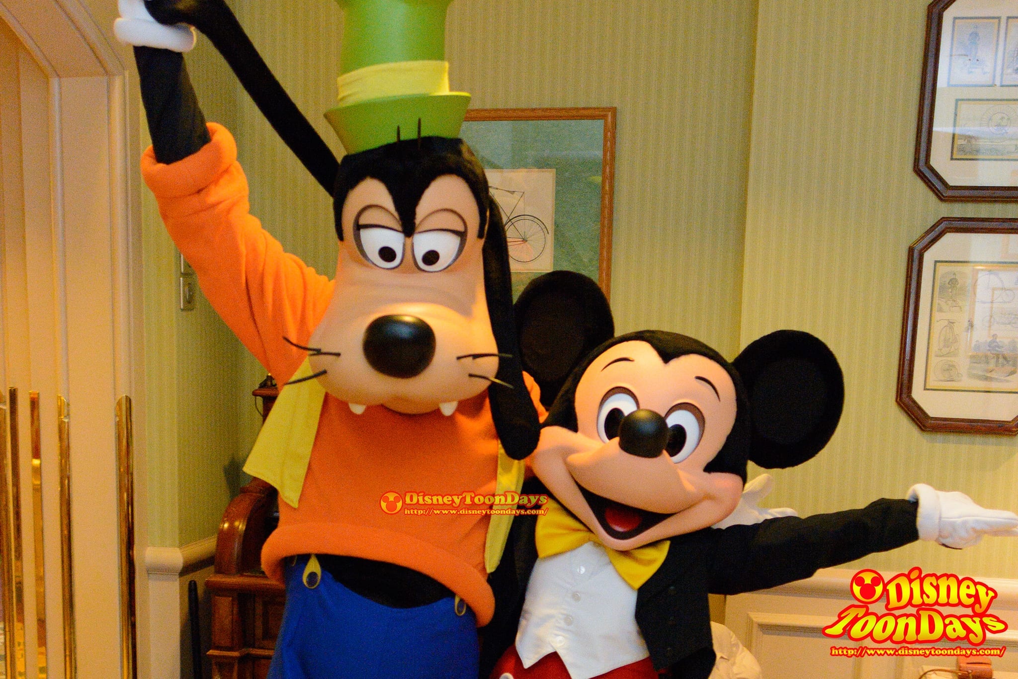 DLP　ディズニーランドホテル インベンションズ グーフィー　ミッキーマウス