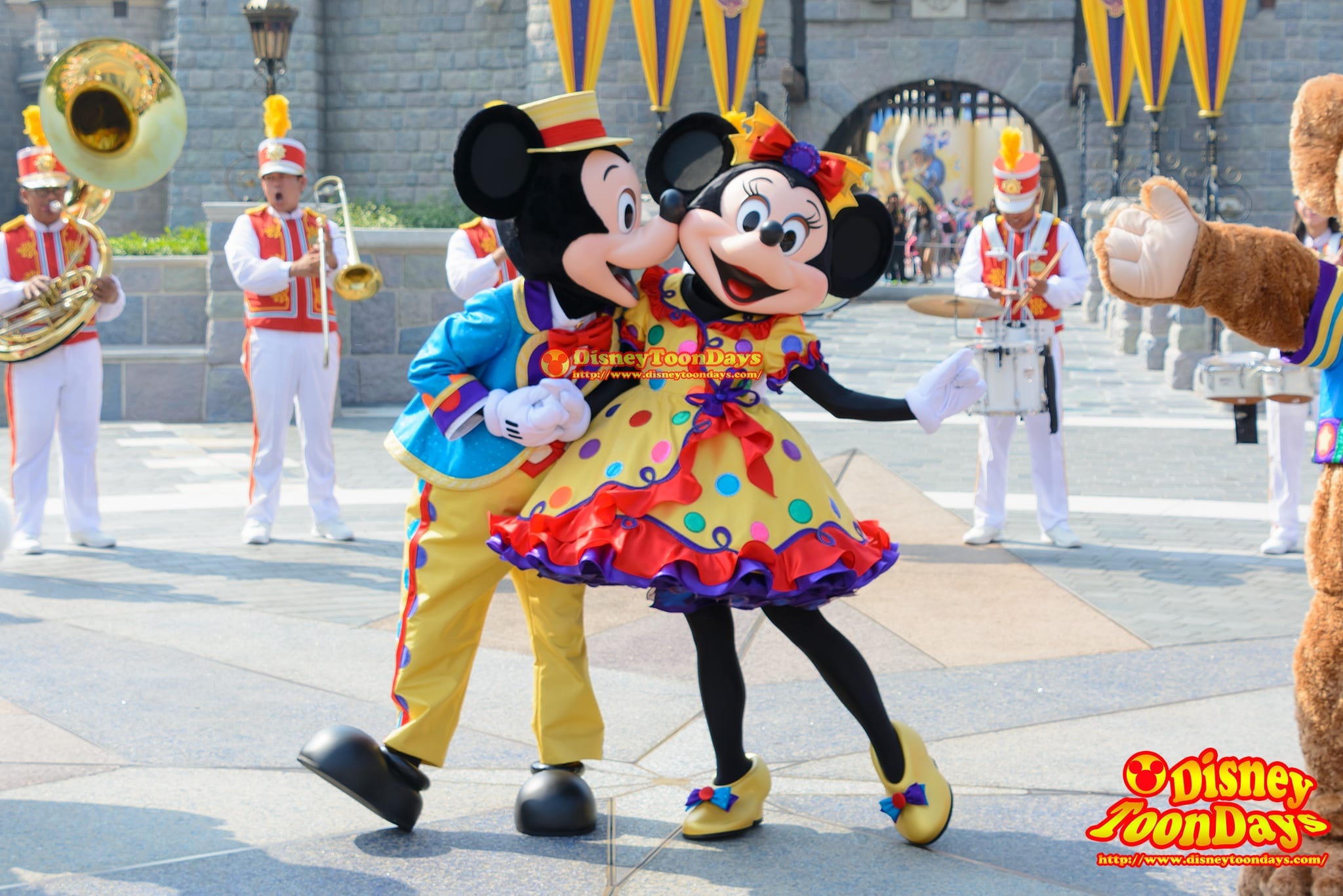 HKDL 10th Happily Ever after 2015 10thアニバーサリーセレブレーション・ウィズ・ミッキー・アンド・フレンズ　ミッキーマウス　ミニーマウス