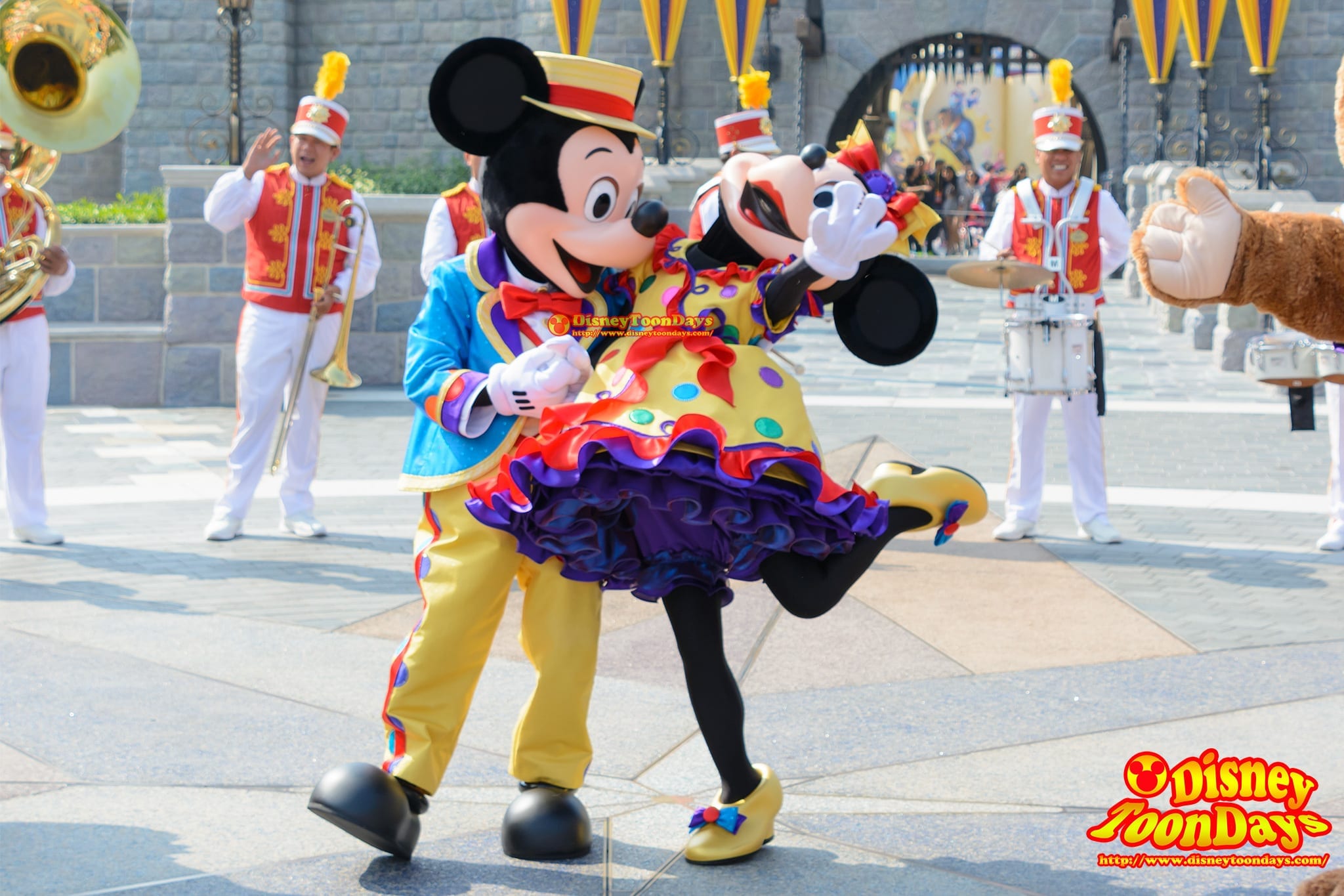 HKDL 10th Happily Ever after 2015 10thアニバーサリーセレブレーション・ウィズ・ミッキー・アンド・フレンズ　ミッキーマウス　ミニーマウス