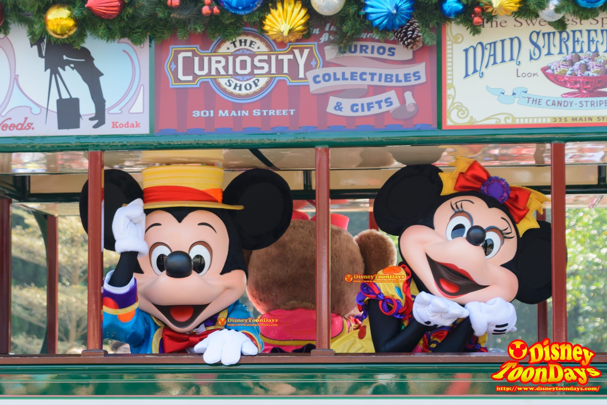 HKDL 10th Happily Ever after 2015 10thアニバーサリーセレブレーション・ウィズ・ミッキー・アンド・フレンズ　ミッキーマウス　ミニーマウス